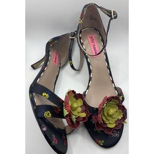 Betsey Johnson Black Floral Mary Jane Strap Retro Pinup Kitten Heels